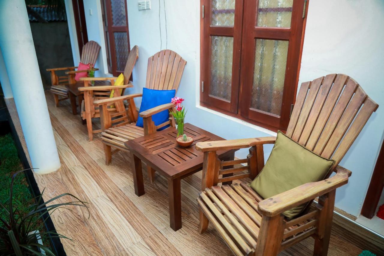 Hasaranga Holiday House Hikkaduwa Dış mekan fotoğraf