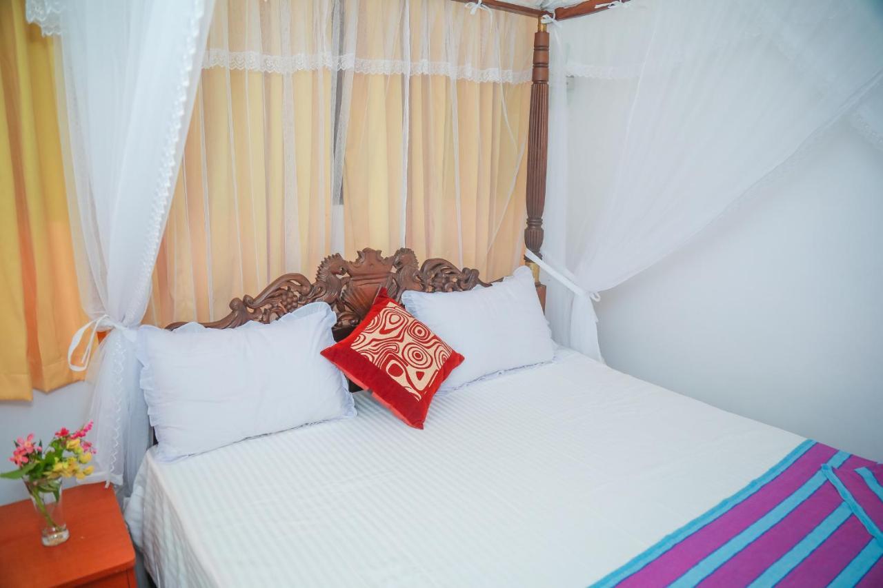 Hasaranga Holiday House Hikkaduwa Dış mekan fotoğraf